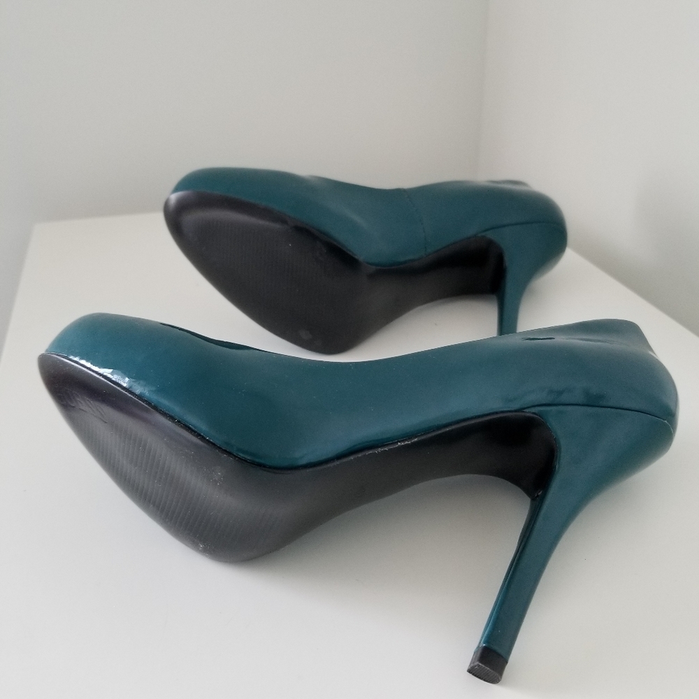 Teal Guess Platform Heels - Picture 5 of 6